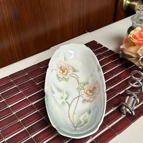 Antique LEUCHTENBURG Germany Porcelain majestic Roses tray - Picture 13 of 15